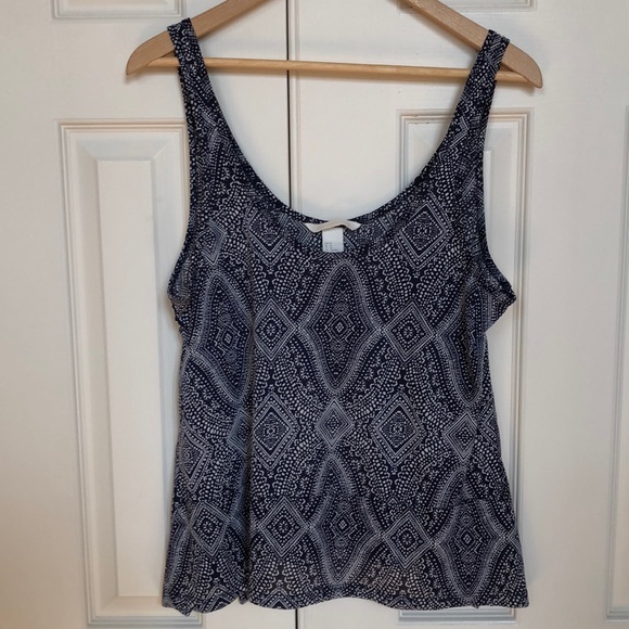 🚨 Patterned flowy tank 🚨 - Picture 1 of 4